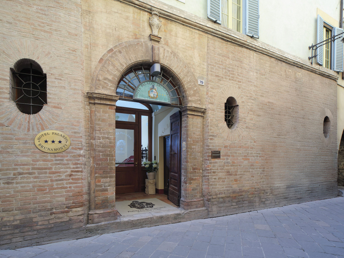 Primary image