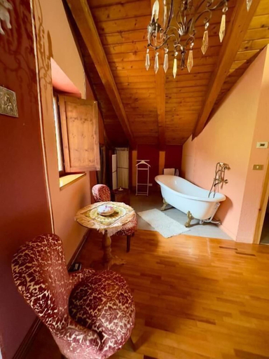 Bedroom 4, Quart de Lune- Boutique B&B, Aosta
