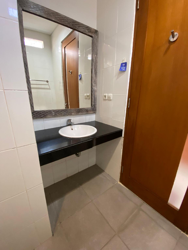 Bathroom 5, Ayu Love and Harmony Guest House, Denpasar