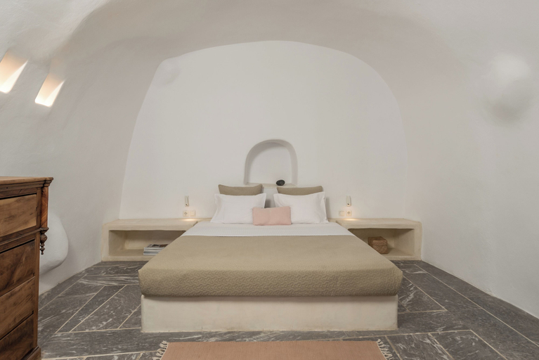 Room 4, Cycladica Santorini, South Aegean