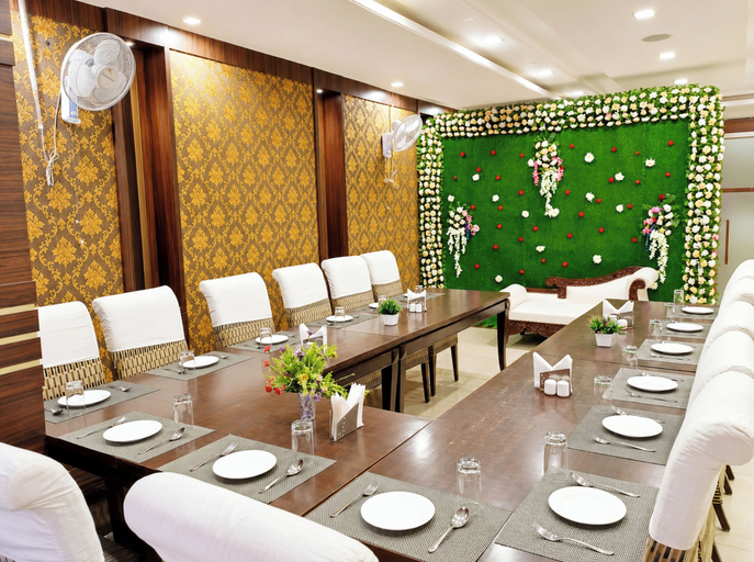 Restaurant, Hotel Ananta, Gwalior
