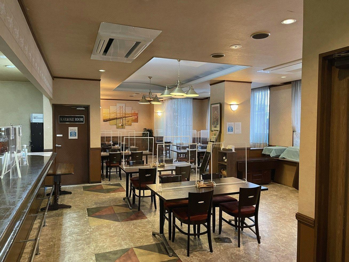 Food & Drinks 5, Business Green Hotel Hino, Hino
