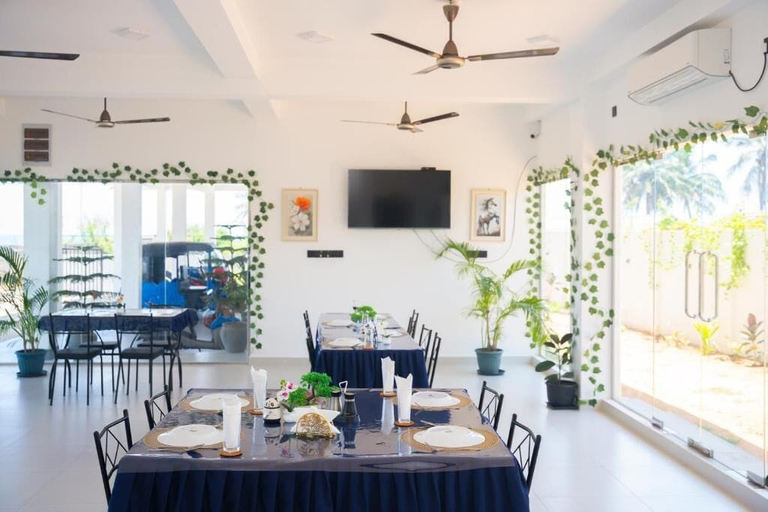 Dining, Diyash Beach Resort - Trincomalee, Trincomalee Town and Gravets