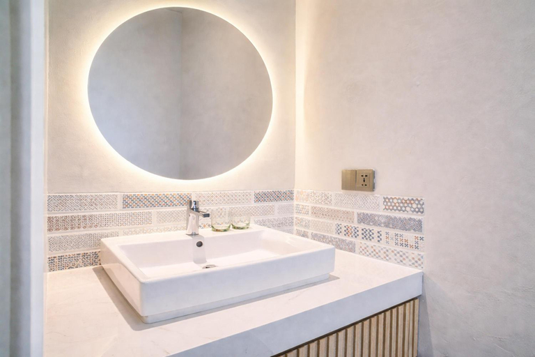 Bathroom 4, Guru Giri Forest Cabin Studio Villa, Bantul