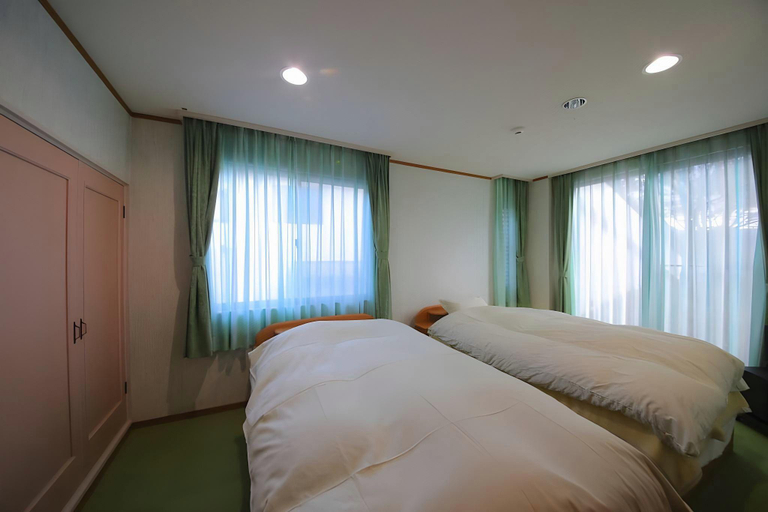 Bedroom 2, yukemuri sanso, Yufu
