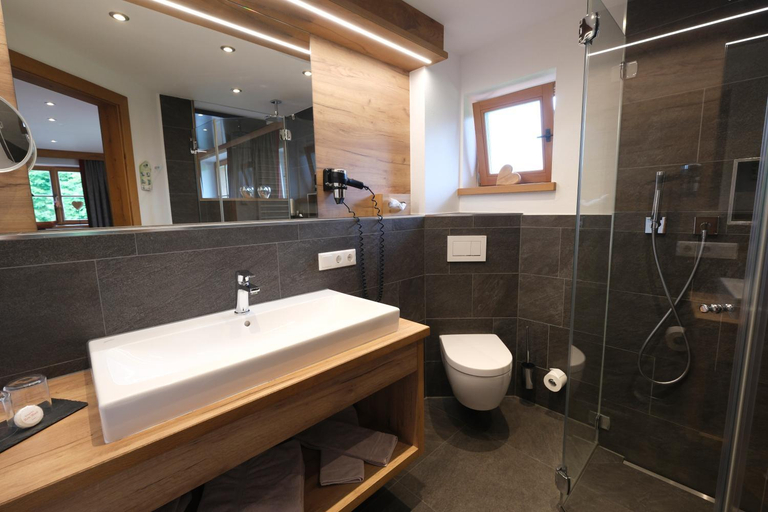 Bathroom, Postgasthof, Hotel Rote-Wand, Miesbach