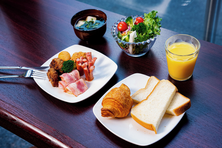 Food & Drinks 5, Hotel S-Presso Central, Osaka