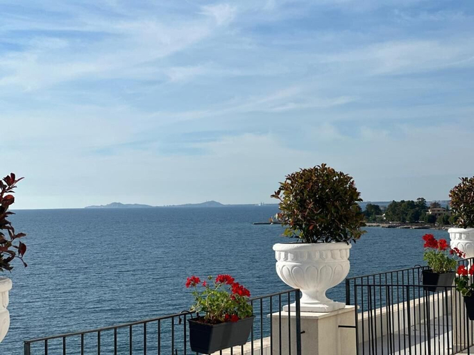 Property grounds, Swiss Revage, Vlorës