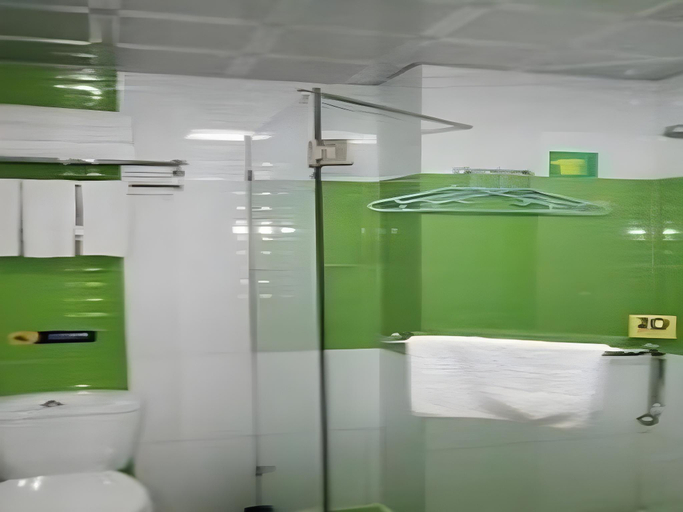 Bathroom, Jinghua Hotel Dingzhou Train Station, Baoding