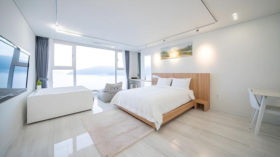 Bedroom 2, Geoje Casa del mundo B dong, Geoje