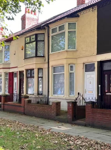 Exterior, Spacious Home - Sleeps 5 Persons, Sefton