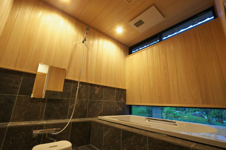 Bathroom 2, Musashi Sakaean, Kanazawa