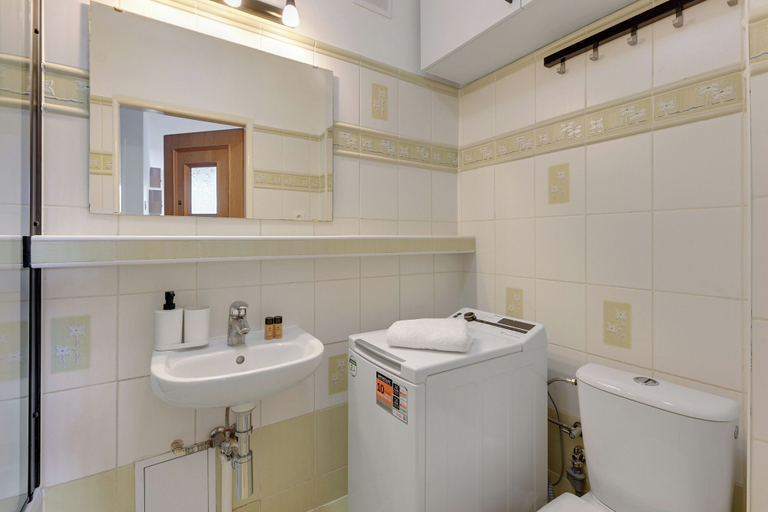 Bathroom 5, Kraszewskiego 21 by Grand Apartments, Sopot
