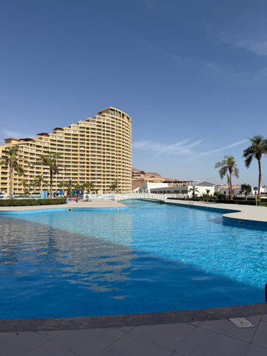 Sport & Beauty 2, Porto Sokhna Penthouse with Private Pool - MR, 'Ataqah