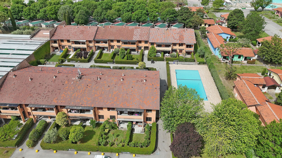Room 5, Garden and Pool Retreat, Brescia