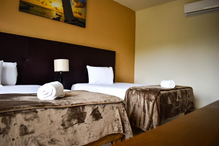 Others 4, Hotel Muchin, Benito Juárez