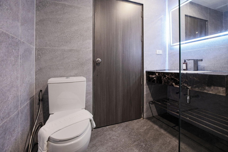 Bathroom 5, Aspira Escape Ao Nang Krabi, Mueang Krabi