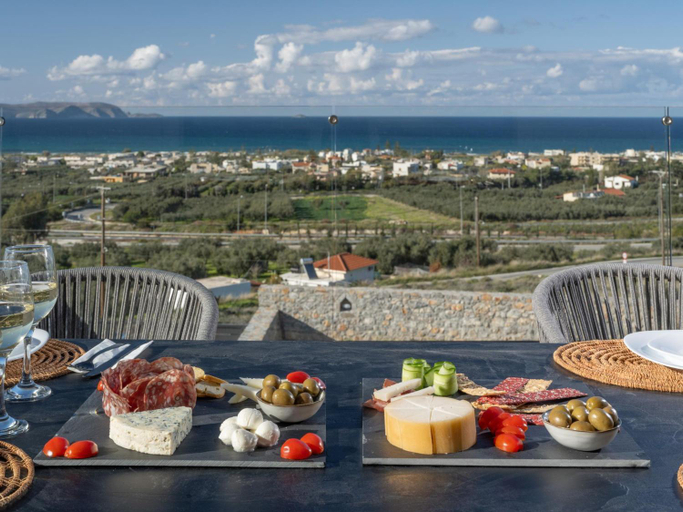 Food & Drinks 5, Terra Della Salvia Villa with heated pool, Crete