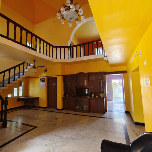 Others 3, Square Dormitory Stays, Tirunelveli