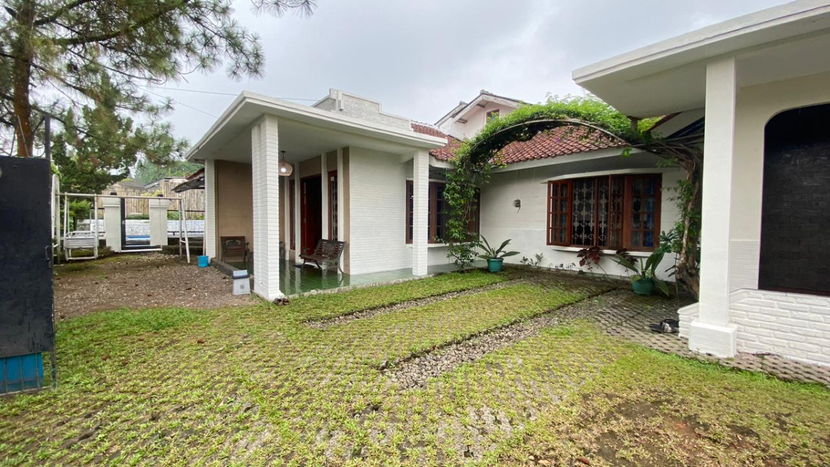 Exterior 3, villa kenanga byls, Bogor