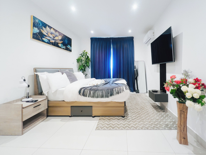 Room 5, The Bantree Apartment, Accra