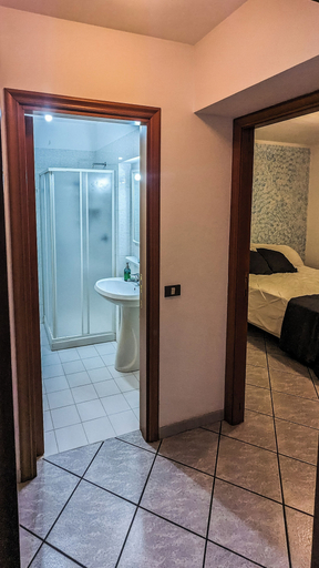 Bathroom 2, Casa della Grazia, Chieti