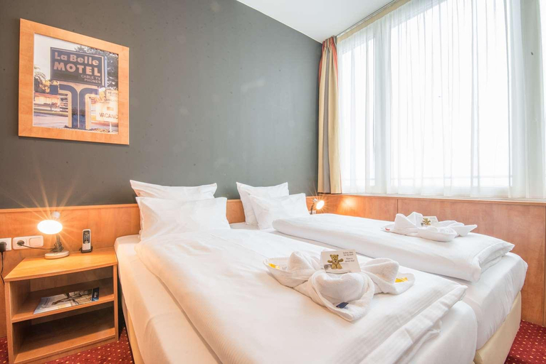 Bedroom 2, DORMERO Express Hotel Passau, Passau