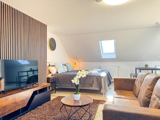 Room 5, Daniel-von-Büren Straße, Bremen
