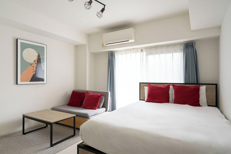 Room 5, Prandre DG, Osaka