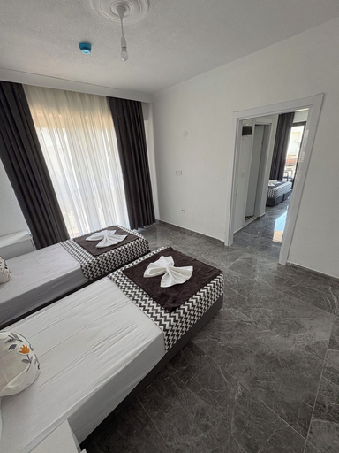 Bedroom 4, Atas Aqua  Otel Avsa, Marmara