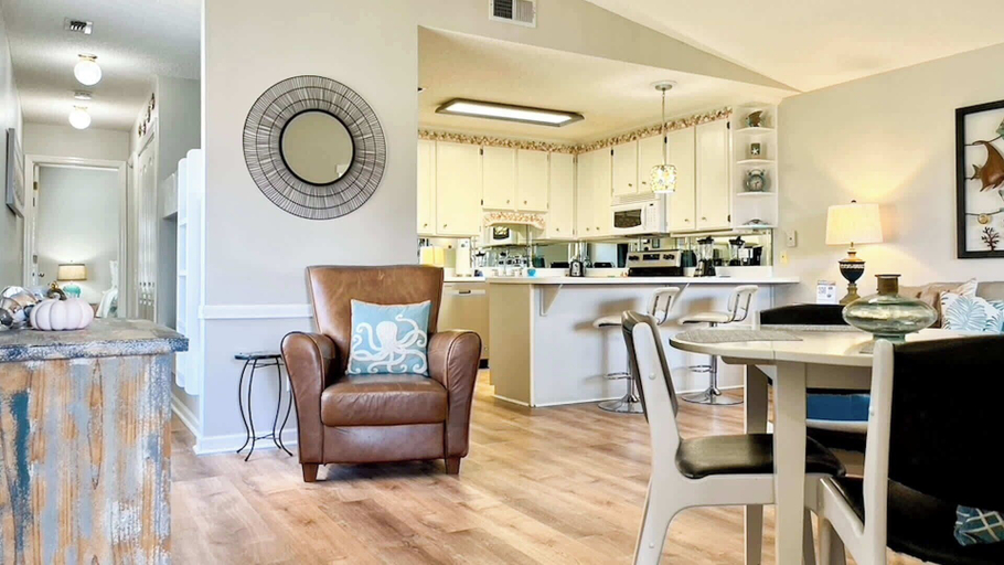 Others 5, Horizon South 75C Resort-style, Bay