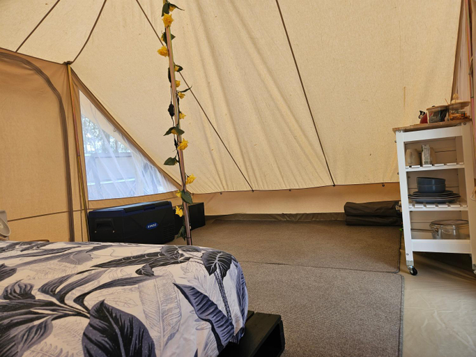 Others 3, Eureka Station Camping Retreat, Isis