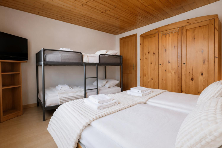 Bedroom 2, Alpinchalet Zigjam, Bludenz