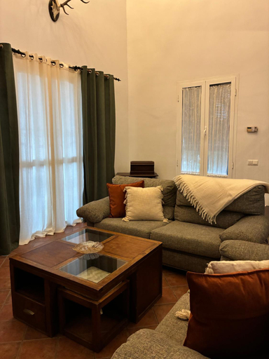 Others 5, Casa Las Adelfas, Huelva