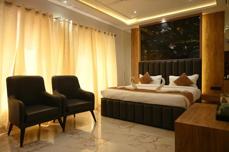Bedroom 2, HOTEL PICASSO ROOMS & BANQUETS, Kaushambi
