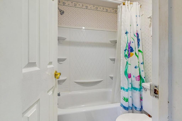 Bathroom 3, Sea Colony - 5703 Private Place Center, Sussex