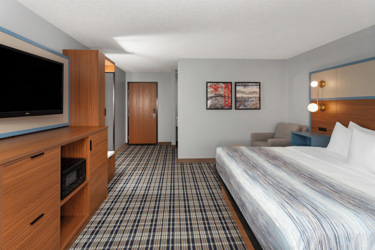 Bedroom 4, AmericInn by Wyndham Appleton North/Little Chute, Outagamie