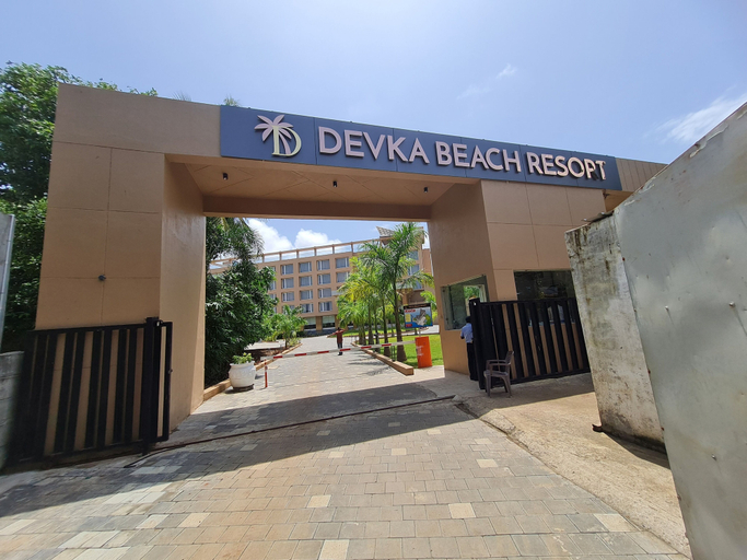 Exterior & Views 2, Devka Beach Resort , Daman