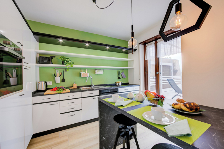Private kitchen 2, Balcone Sui Tigli - Apartment With Large Terrace, Trento