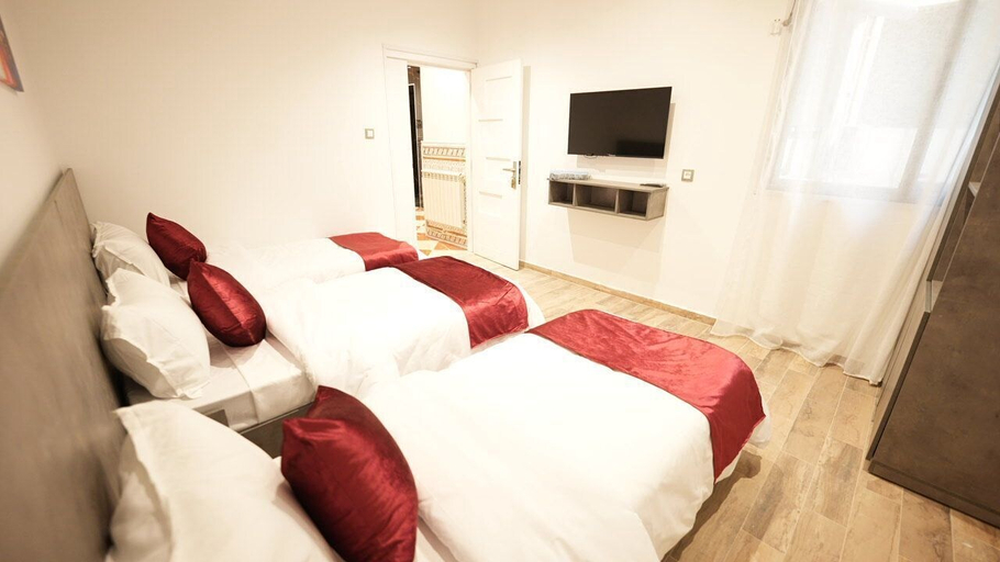Room 3, HOSTEL LE PRINCE, Dar El Beida