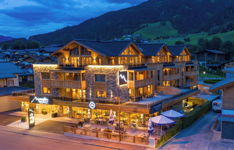Exterior & Views 2, MOUNTAIN LUIS - HOTEL | SUITES | PENTHOUSES, Zell am See