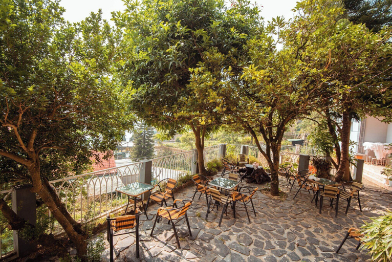 Food & Drinks 5, 1992 de villa, Tam Dao