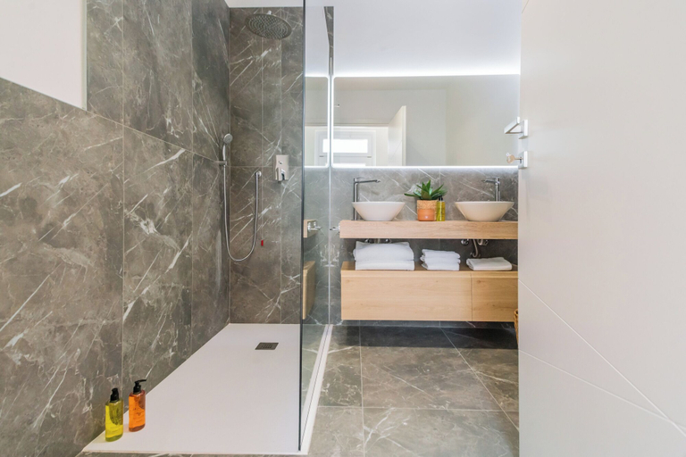 Room 5, Panoramic Lake Suites, Como