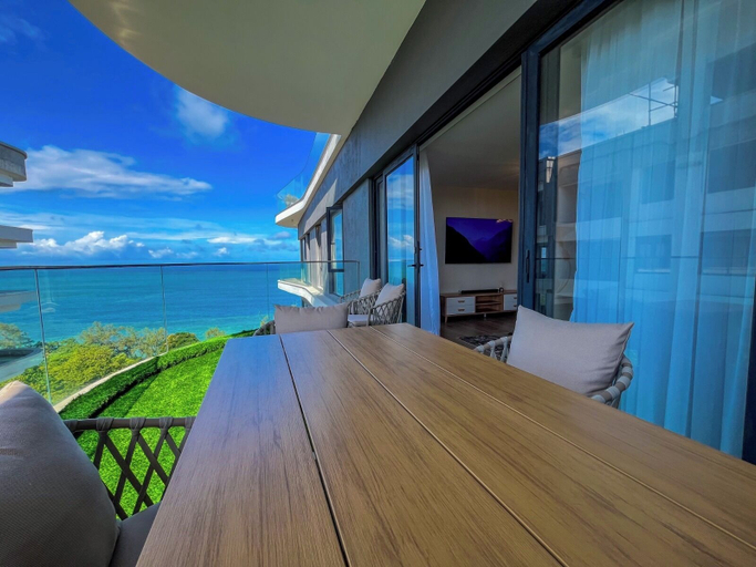 Outdoor dining 2, Ocean Breeze Luxury Apartments, Nyali