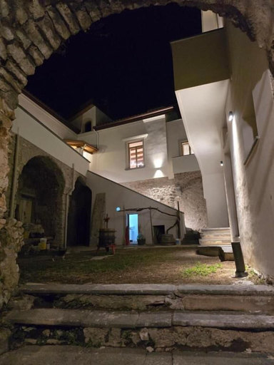 Exterior & Views 2, N haidea - AgriFarm e B&B, Napoli