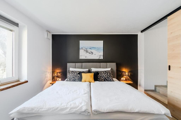 Room 4, Alps2sea Apartment House, Bovec