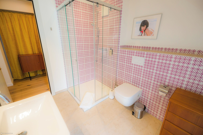 Bathroom 5, Luis Stadl, Regensburg