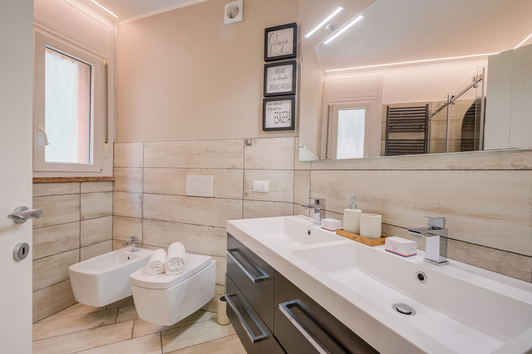 Bathroom 3, Casa Scott - Apartment With Pool & Tennis, Trento