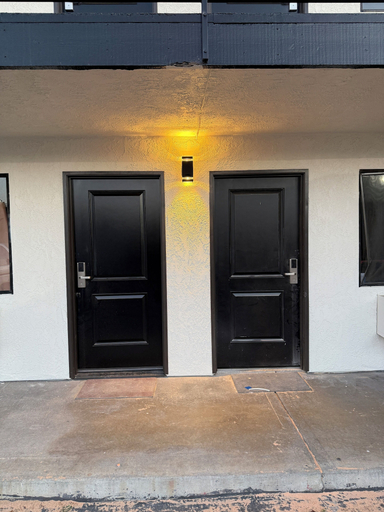 Exterior & Views 2, Harbor bay inn, Orange