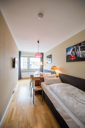 Bedroom 5, Luis City Apartments, Regensburg